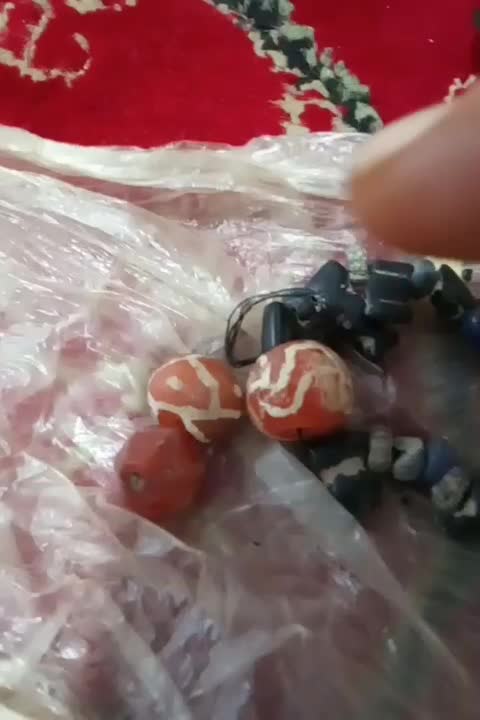 مهره کهنه پیازی|کلکسیون اشیاء عتیقه|سیاهکل, |دیوار