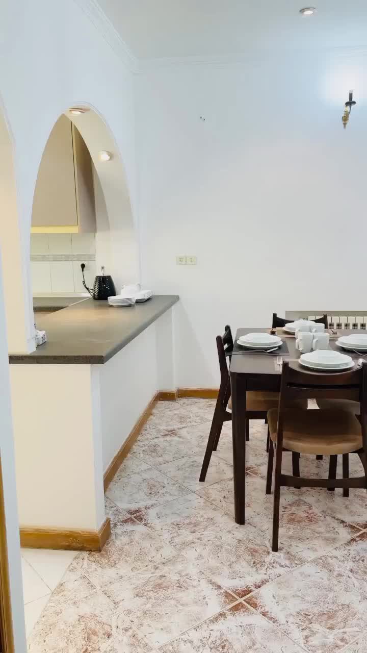 مبله دوخوابه و تمیز فول امکانات|اجارهٔ کوتاهمدت آپارتمان و سوئیت|شیراز, نیایش|دیوار