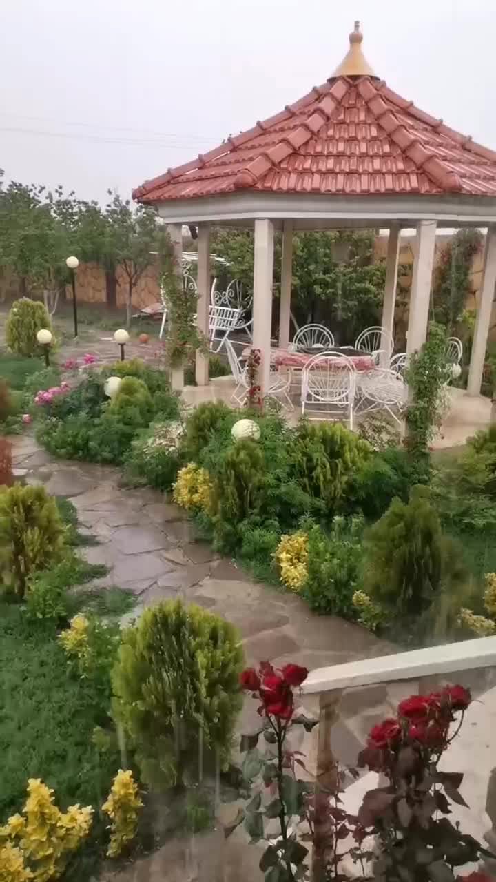 اجاره باغ ویلا سرسبز  استخر آب گرم داخل با تصفیه|اجارهٔ کوتاه‌مدت ویلا و باغ|مشهد, امیریه|دیوار
