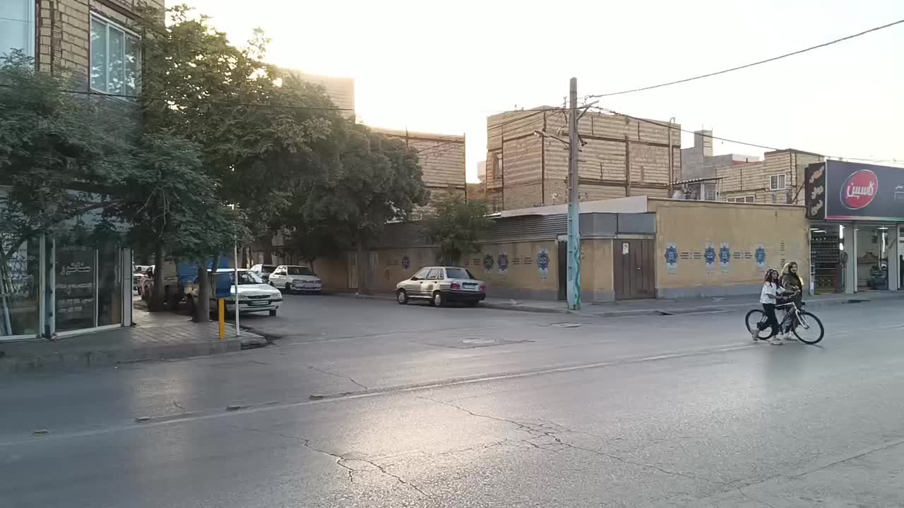 مغازه 35متری در نبش بوکانی|اجارهٔ مغازه و غرفه|مشهد, پنجتن|دیوار