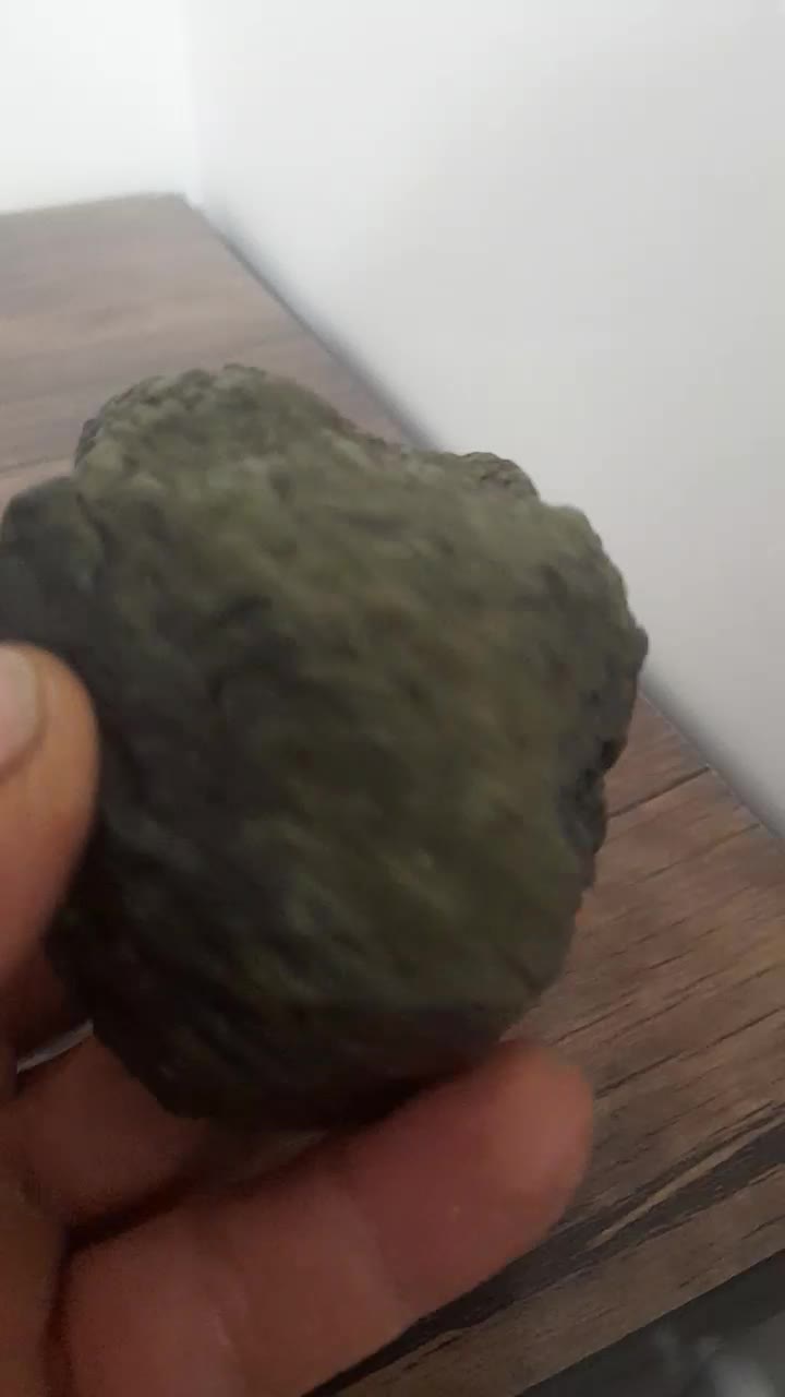 مشکوک به شهاب سنگ وتزینی کلکسیونی|کلکسیون اشیاء عتیقه|قم, عشقعلی|دیوار