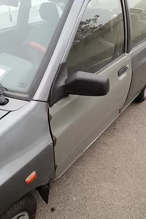 درب سالم ولی بدون رنگ پراید|قطعات یدکی و لوازم جانبی|تبریز, |دیوار