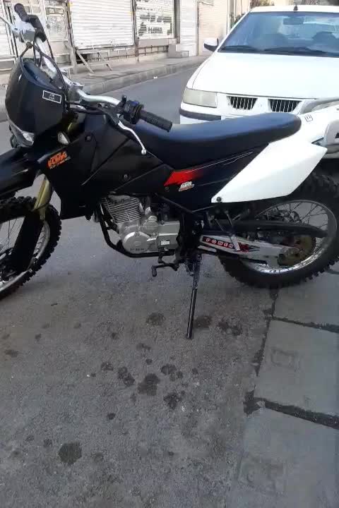 تریل بهرو ۲۰۰|موتورسیکلت|کرج, کوی کارمندان شمالی|دیوار