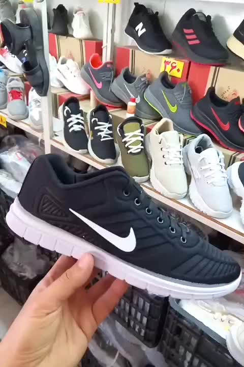 کتونی نایک ونس|کیف، کفش، کمربند|قم, هفت تیر|دیوار