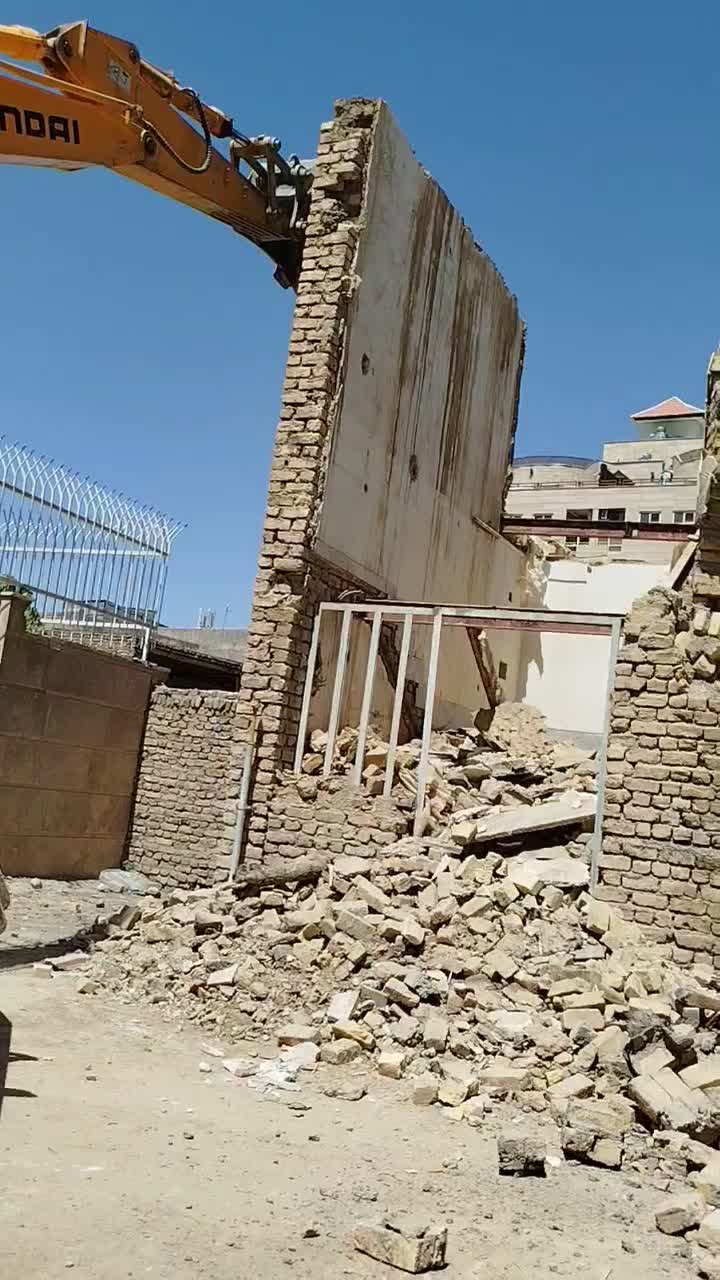 تخریب ساختمان|خدمات پیشه و مهارت|گلپایگان, |دیوار