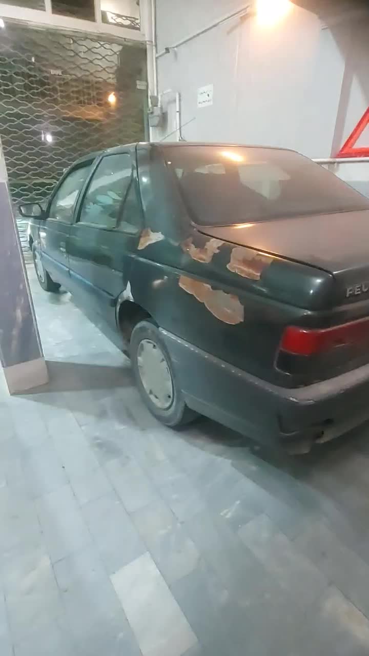 پژو ۴۰۵ مدل ۸۱|خودرو سواری و وانت|تبریز, |دیوار