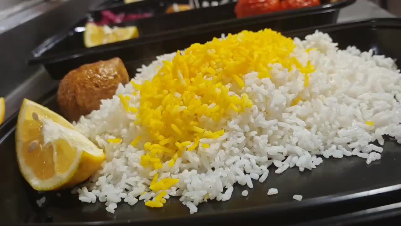 تهیه غذا شرکتی پرسنلی کترینگ و آشپزخانه صنعتی|خدمات پذیرایی، مراسم|تهران, استخر|دیوار