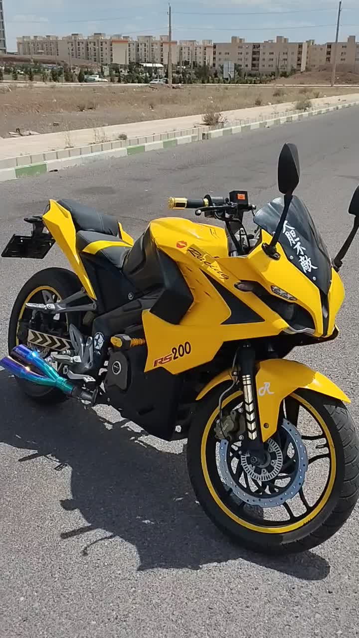 موتور RS200|موتورسیکلت|پرند, فاز ۲|دیوار