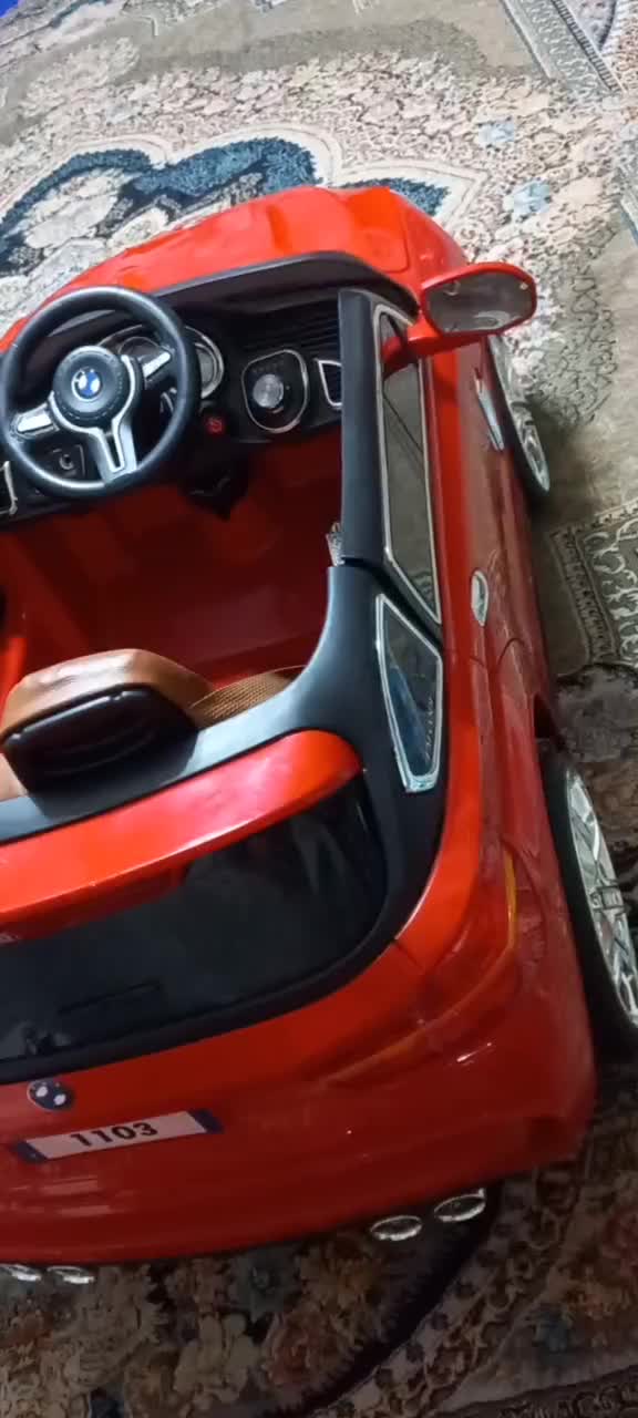 ماشین شاسی در حد نو|اسباب‌بازی بچه|رشت, نظری|دیوار