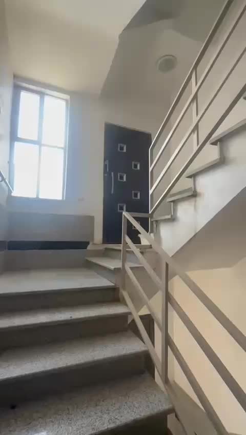 فروش و معاوضه با حیاط ویلایی|فروش آپارتمان|شاهرود, |دیوار