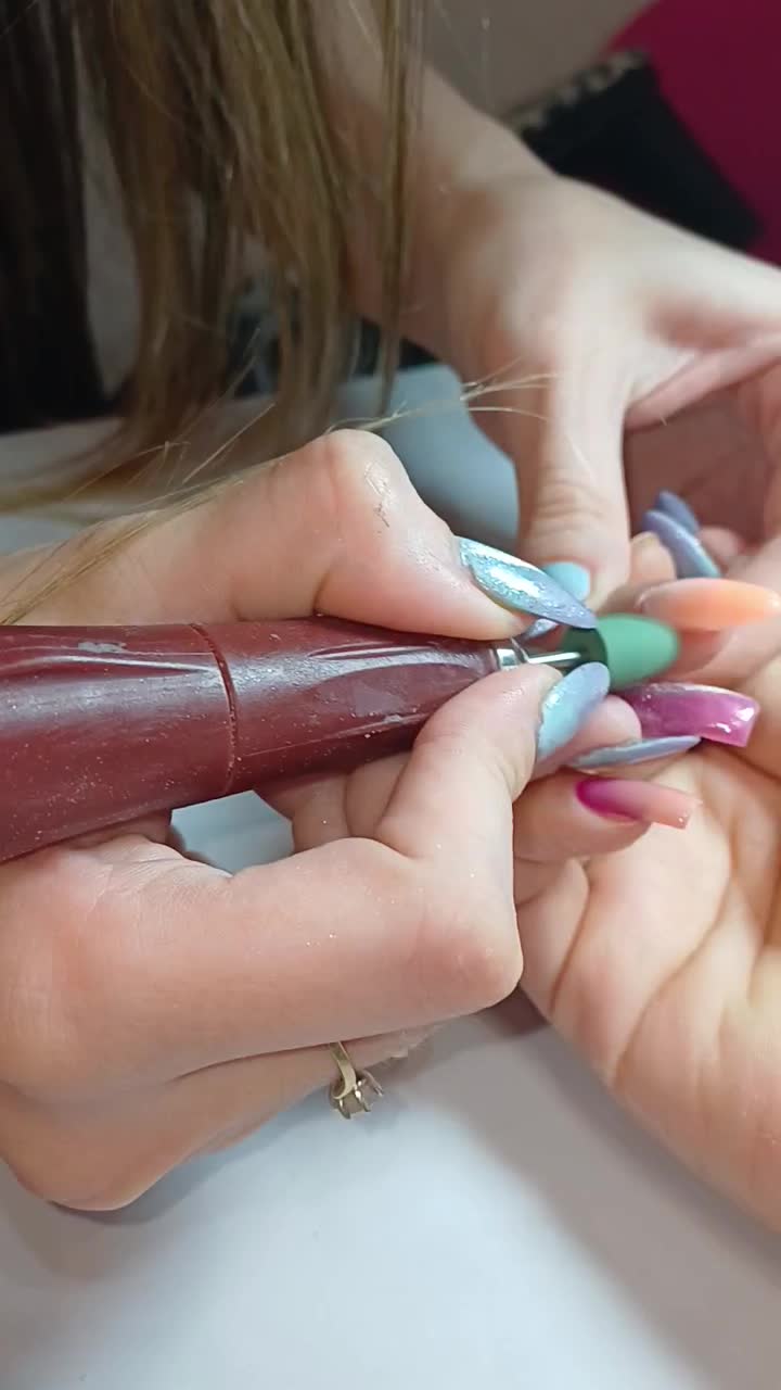 فرصتی با قیمت مناسب برای روز مادر|خدمات آرایشگری و زیبایی|رشت, گلسار|دیوار