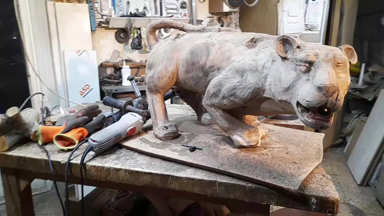 مجسمه ببر چوبی|مجسمه، تندیس، ماکت|تهران, شهرک ولیعصر جنوبی|دیوار