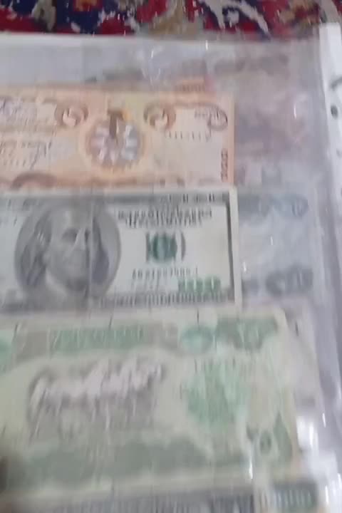 مقداری اسکناس قدیمی|کلکسیون سکه، تمبر، اسکناس|بروجرد, |دیوار