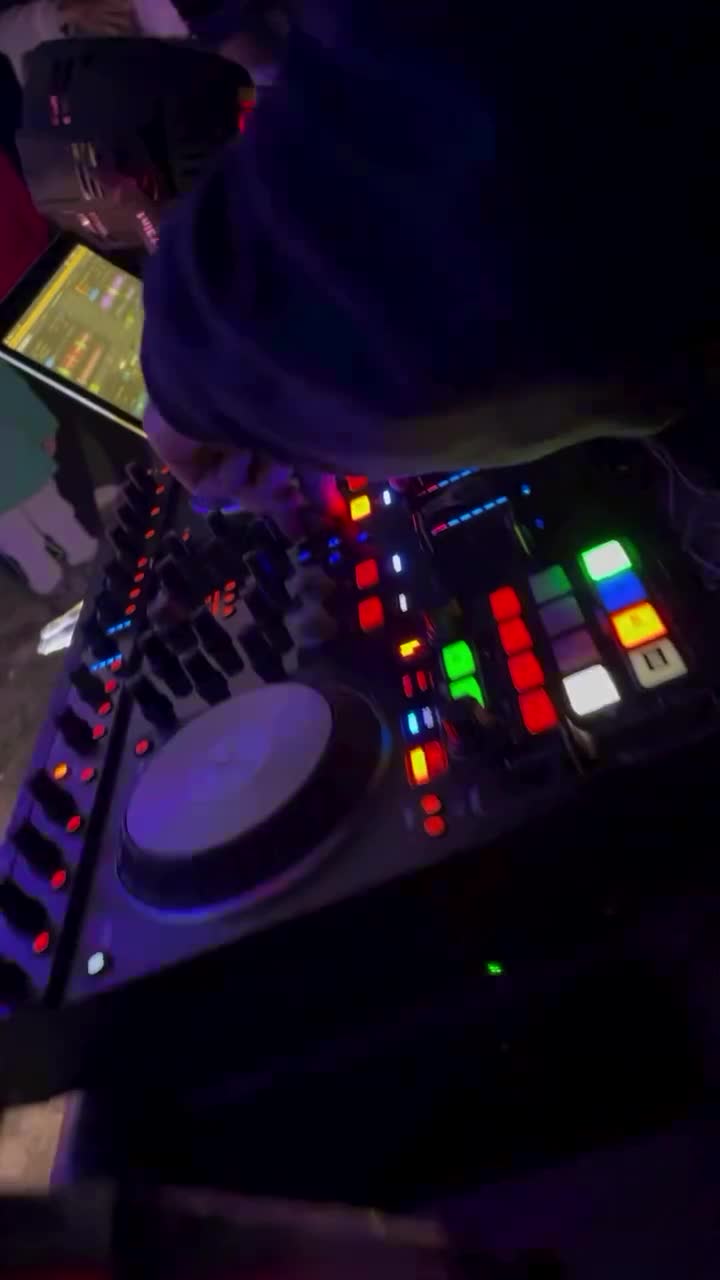 DJ Moyan برای تولد و دورهمی های شما|خدمات پذیرایی، مراسم|زنجان, |دیوار