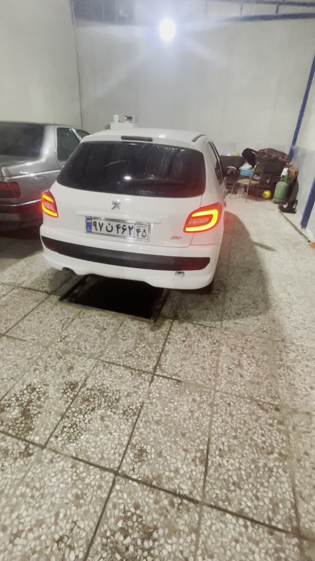 ۲۰۶تیپ۵|خودرو سواری و وانت|کرمان, |دیوار