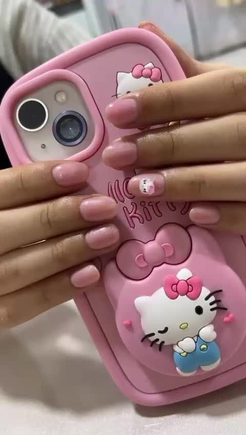 کاشت ناخن تخصصی با شش سال سابقه کار|خدمات آرایشگری و زیبایی|اهواز, کوی رمضان|دیوار