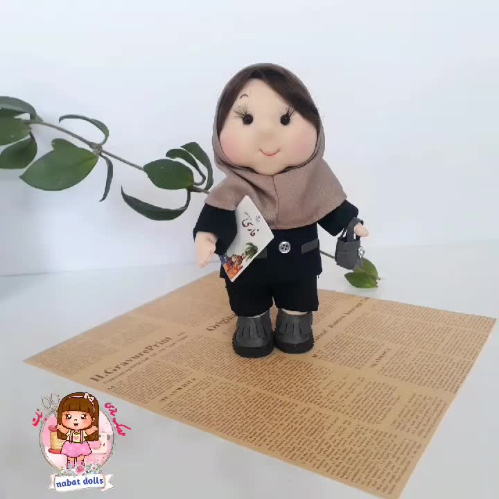 عروسک معلم|اسباب‌‌بازی|مبارکه, |دیوار