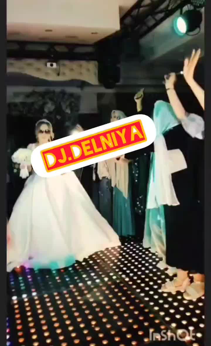 دیجی خانم دی جی آقاdj DG گروه موزیک زنده عقدوعروسی|خدمات پذیرایی، مراسم|اصفهان, خانه اصفهان|دیوار
