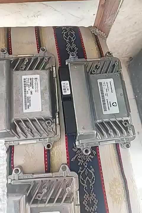 ecu ایسیو ماشین دو سه فیش ای سی یو کامپیوتر خودرو|قطعات یدکی و لوازم جانبی|مشهد, کوشش|دیوار