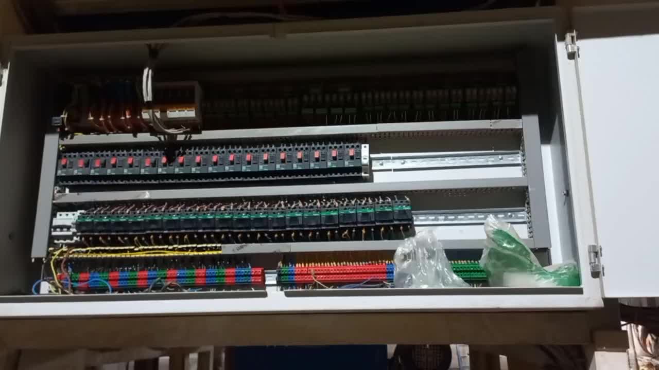 برق صنعتی و اتوماسیون با ۱۷سال تجربه برقکاربرق کار|خدمات پیشه و مهارت|مشهد, مهدی آباد|دیوار