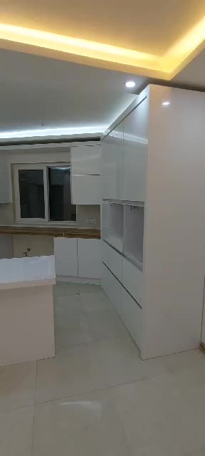 ۱۴۳ متر/نوساز/تک واحد/بلوارسمیه|اجارهٔ آپارتمان|رشت, کاکتوس|دیوار