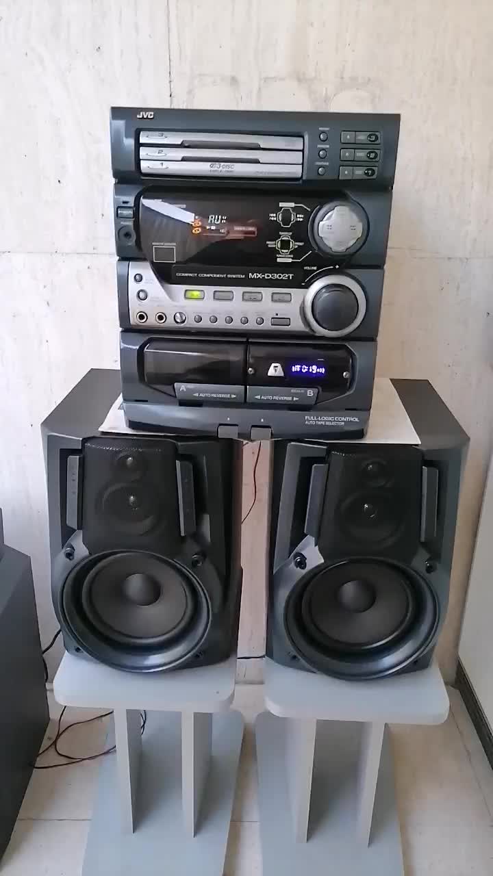 سیستم صوتی باکارتن. ویدونه اسپیکرسونی قدرتمند|سیستم صوتی خانگی|تهران, عباس‌آباد|دیوار