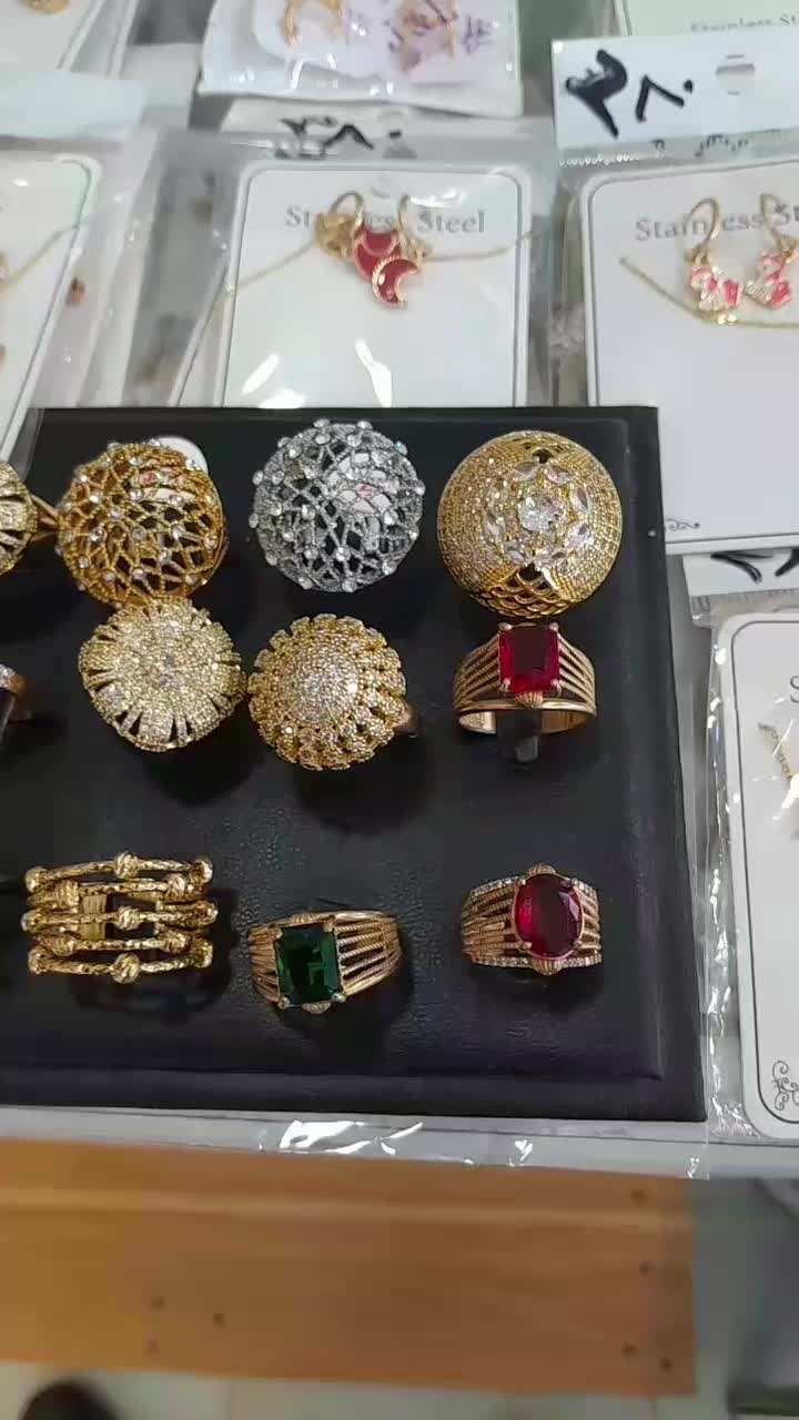 عطر نقره بدلیجات ساعت نقر هم خریداری میکنیم|بدلیجات|لنگرود, |دیوار