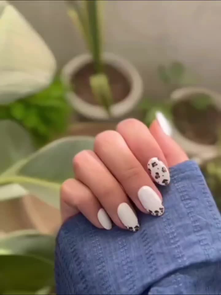 کاشت ناخن حرفه ای|خدمات آرایشگری و زیبایی|پرند, فاز ۵|دیوار