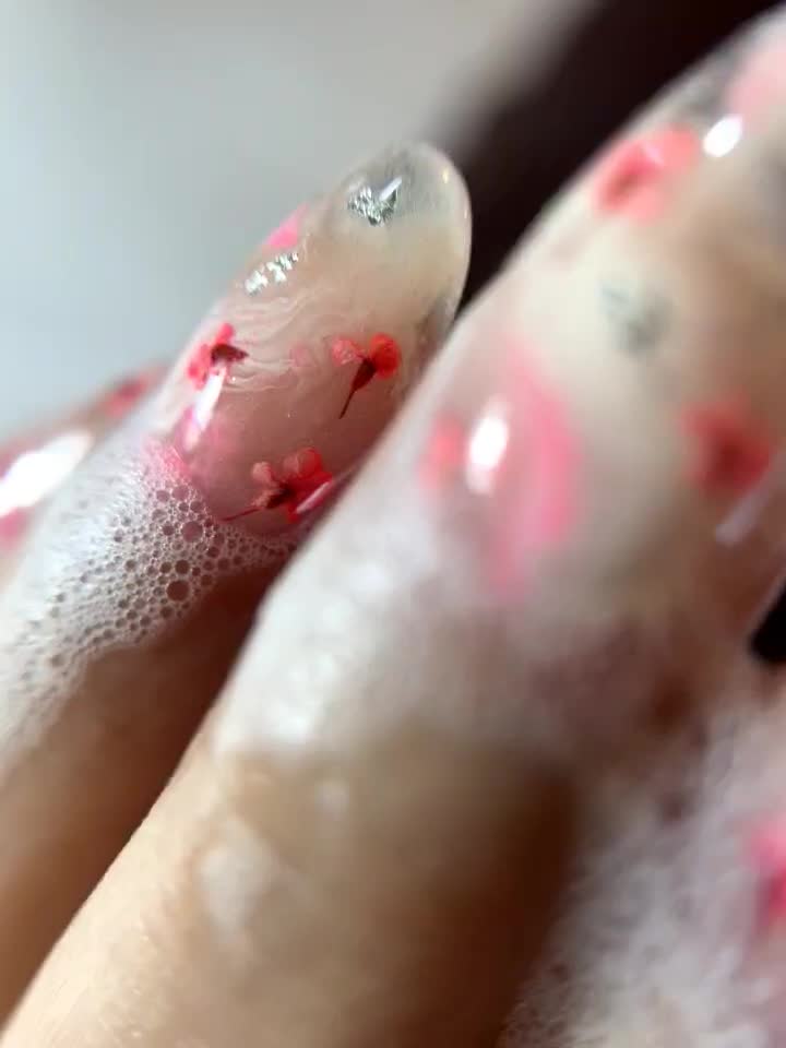 کاشت ناخن|خدمات آرایشگری و زیبایی|گلبهار, شهر جدید گلبهار|دیوار