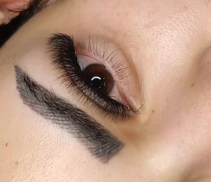 اکستنشن مژه،لیفت و لمینت مژه و ابرو با تخفیف ویژه|خدمات آرایشگری و زیبایی|کرمان, |دیوار