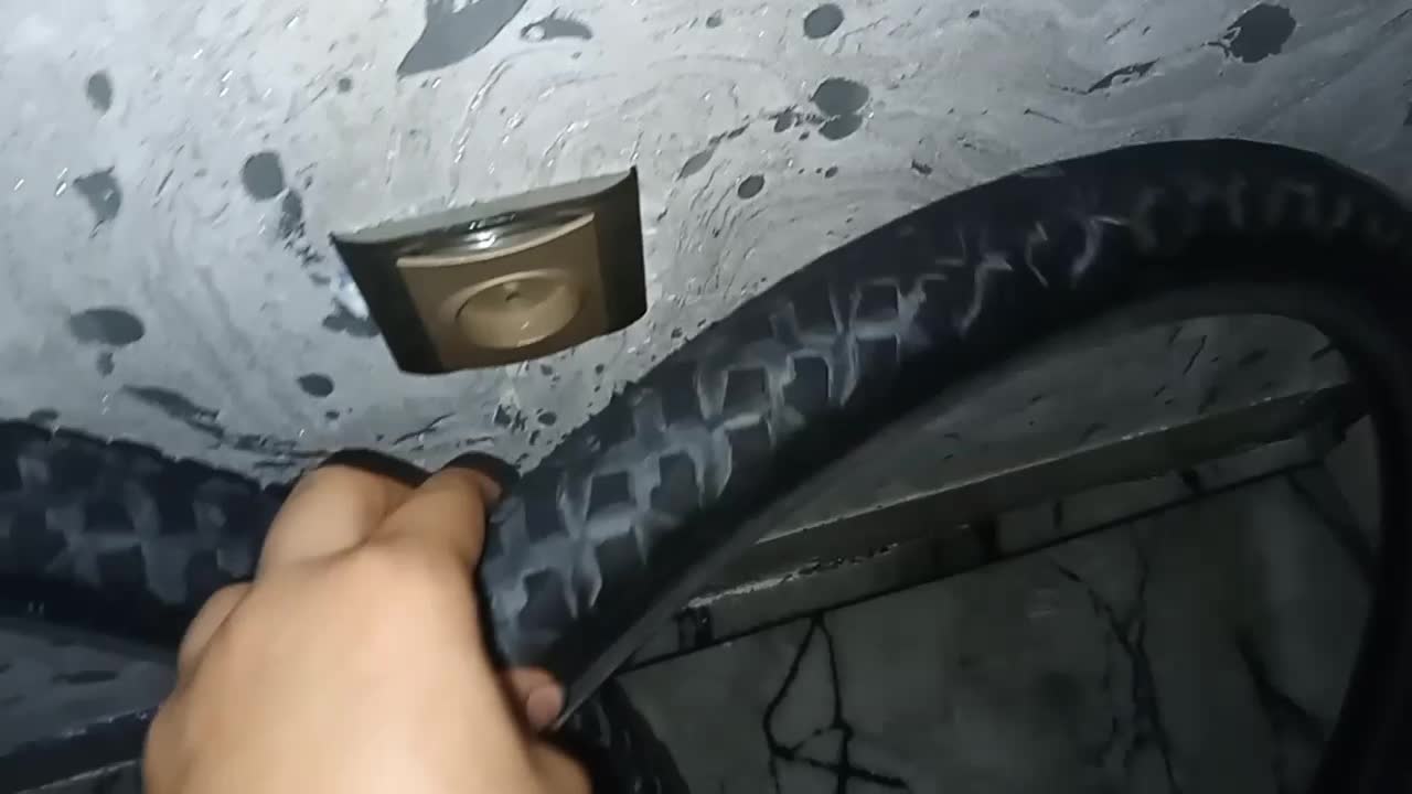 ۲ عدد لاستیک دوچرخه|دوچرخه، اسکیت، اسکوتر|فردیس, شهرک وحدت|دیوار