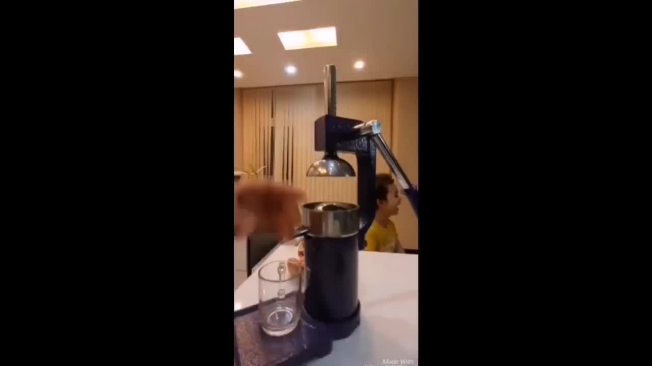 عصاره گیر آب میوه گیر|آبمیوهگیر و آبمرکباتگیر|اهواز, بیست متری شهرداری|دیوار