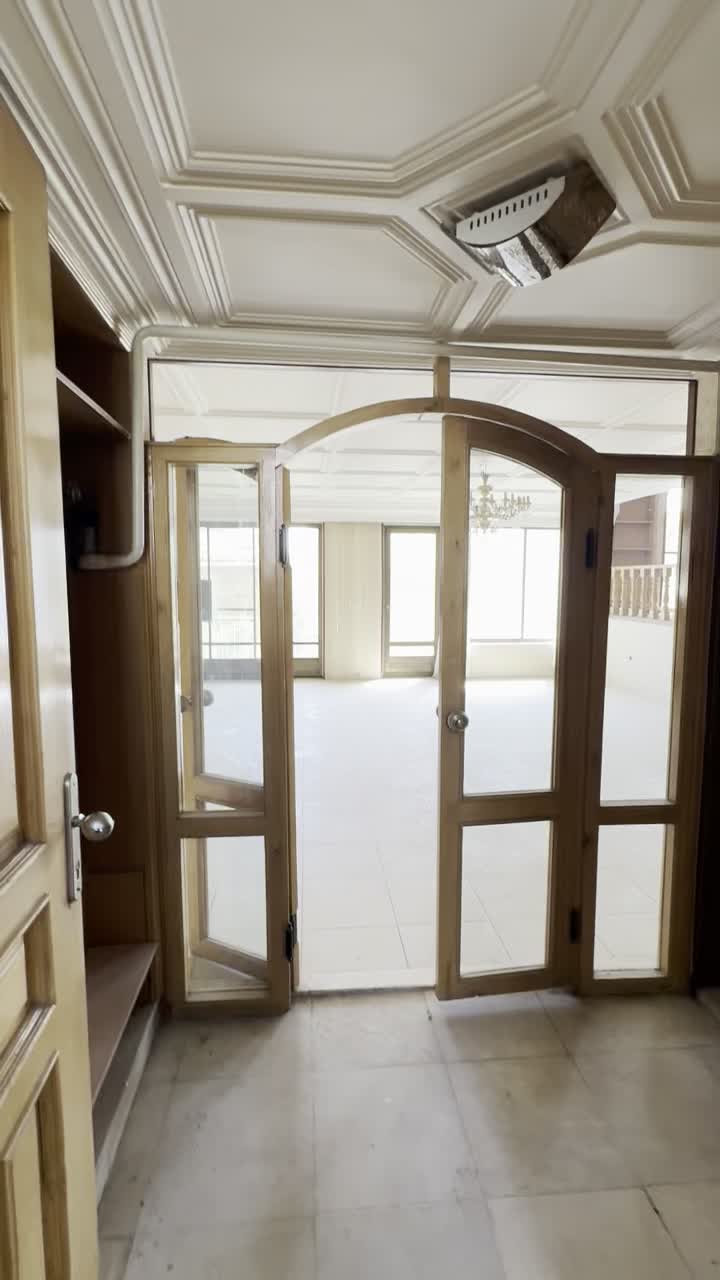 آپارتمان ۲طرف نور ۱۸۰ متر ۳ خواب خ اردیبهشت|فروش آپارتمان|اصفهان, خلجا|دیوار