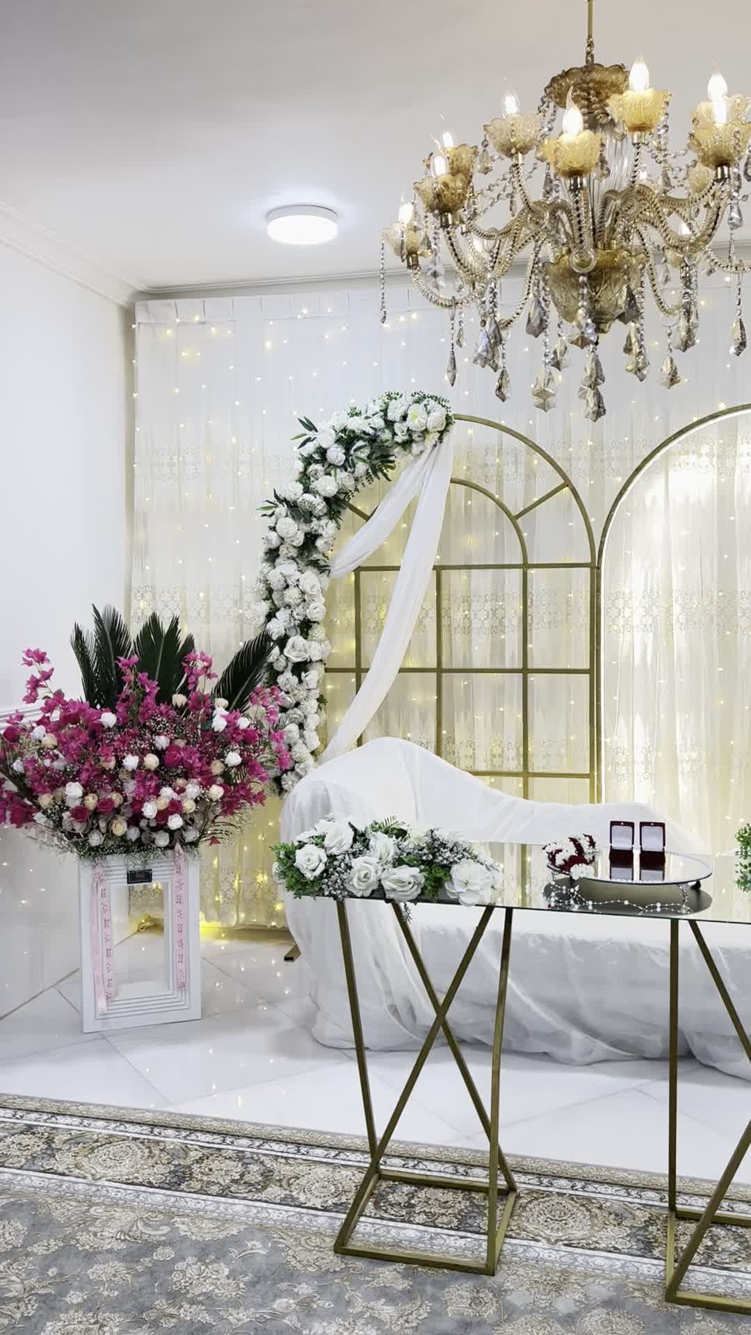 جایگاه عقدو نامزدی و عروسی و حنابندون لِیوا گالری|خدمات پذیرایی، مراسم|بندرعباس, |دیوار