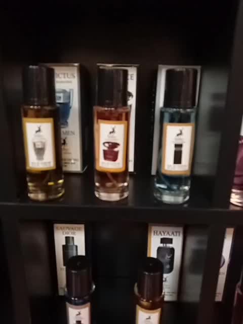 عطر|آرایشی، بهداشتی، درمانی|کاشان, فاز ۲ ناجی آباد|دیوار