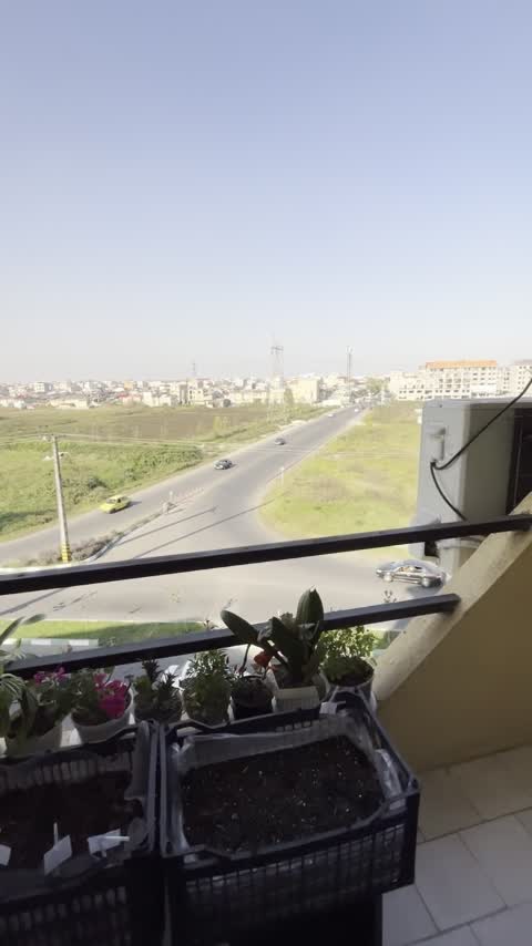 ویو رو به فضای باز/مسکن مهر/طبقه۴/خوش نقشه/نورگیر|فروش آپارتمان|رشت, کوی مهر|دیوار