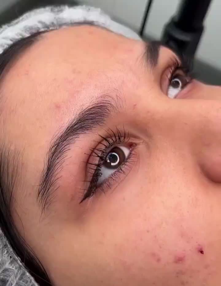 مرکز آرایش دائم کنگاور با مشاوره رایگان و تخصصی|خدمات آرایشگری و زیبایی|کنگاور, |دیوار