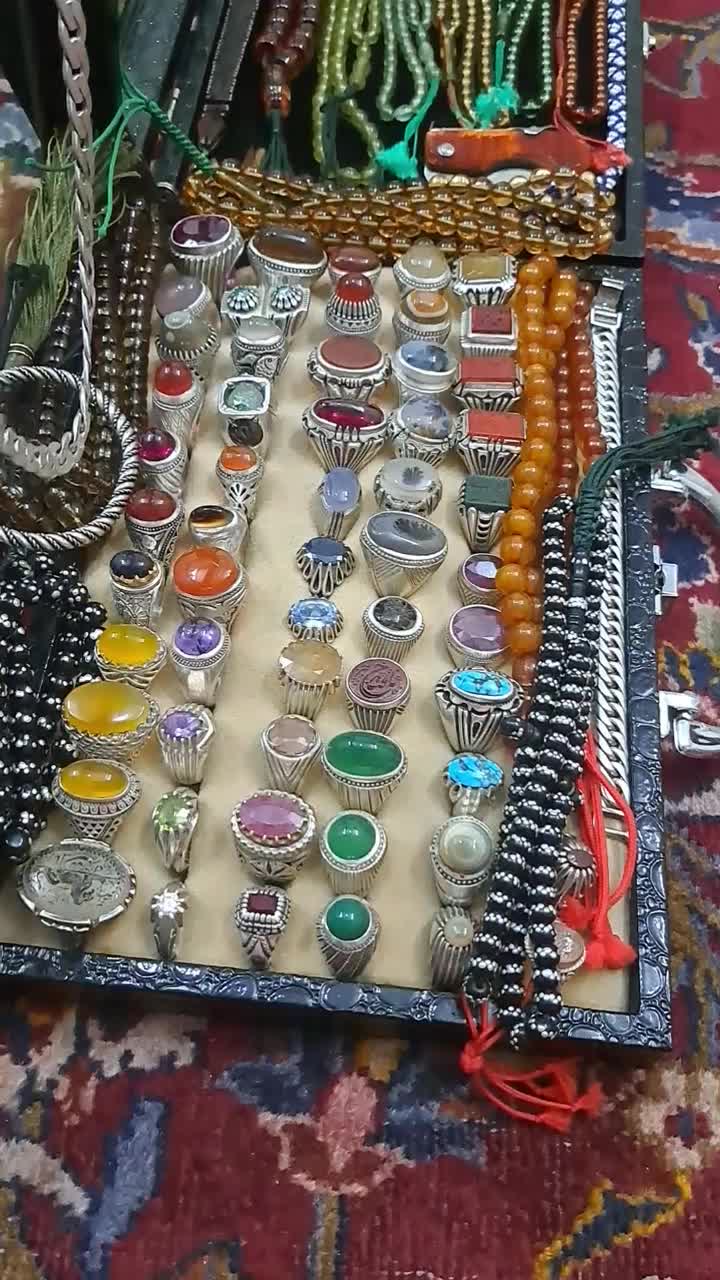 فروش انگشتر نقره دستساز با بیست درصد تخفیف|جواهرات|تهران, جوادیه|دیوار