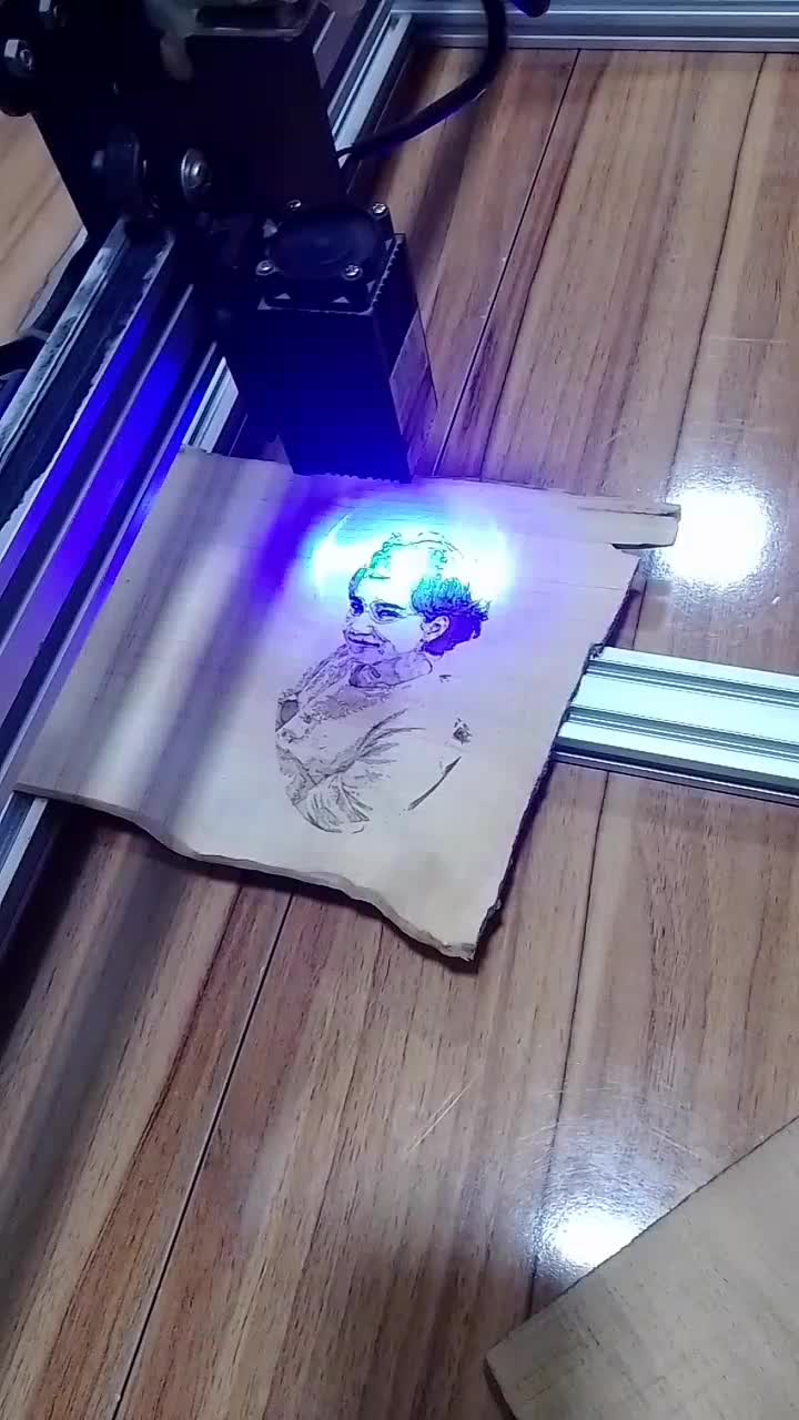 دستگاه سی ان سی و لیزر CNC-Laser|ماشینآلات صنعتی|گناباد, |دیوار