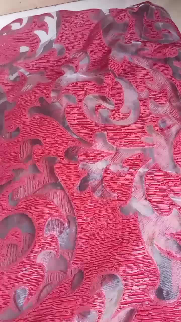 پارچه|لباس|قروه, |دیوار