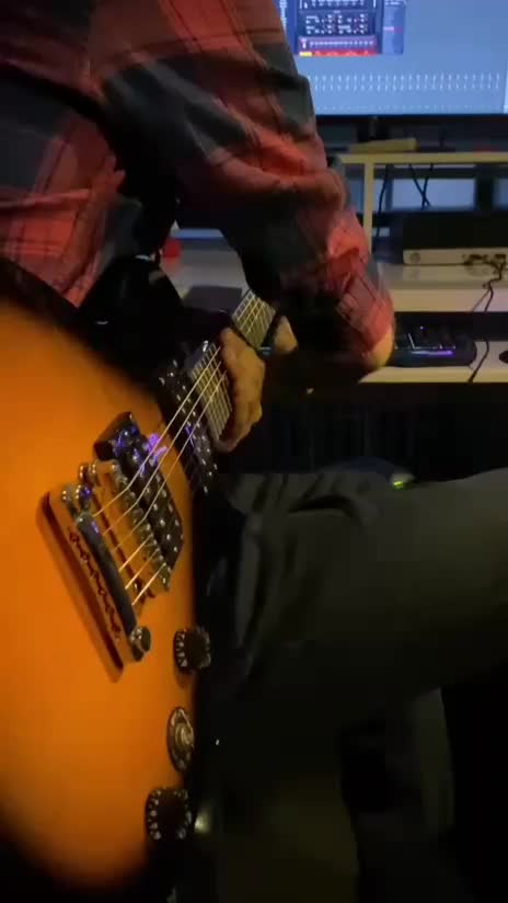 اموزش گیتار (فیلم یادت نره)|خدمات آموزشی|ارومیه, |دیوار