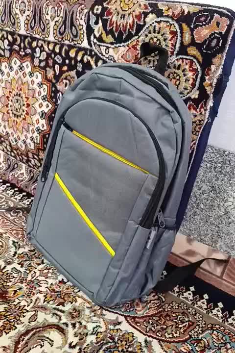 نونو|کیف، کفش، کمربند|قم, قلعه کامکار|دیوار