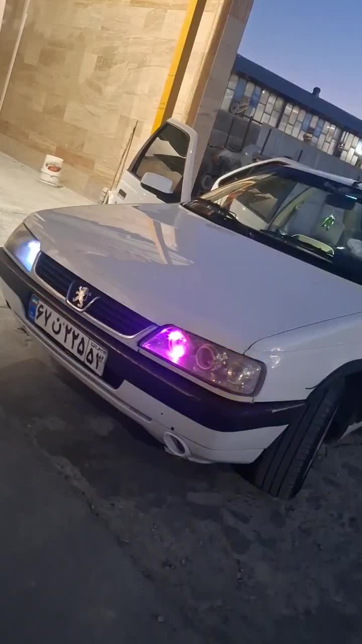 پژو 405 SLX موتور 1800، مدل ۱۳۹۰|خودرو سواری و وانت|اصفهان, تیران|دیوار