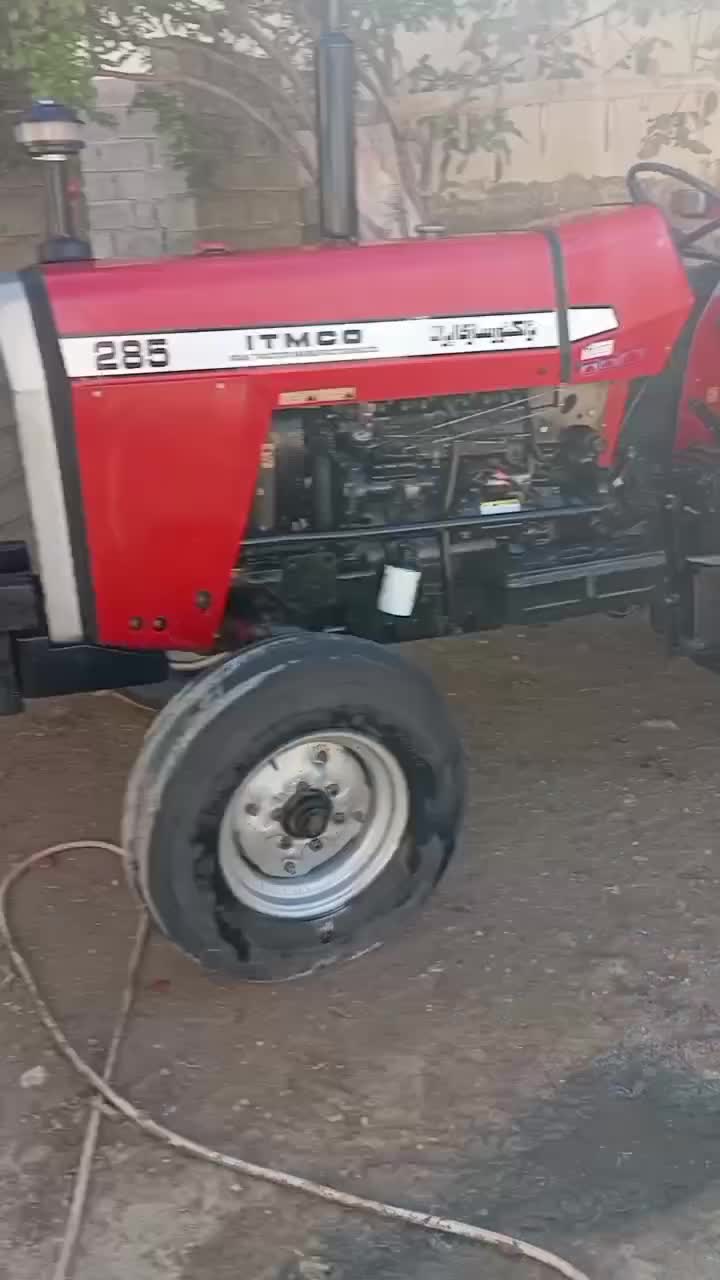 تراکتور عتیقه نیست درایران|خودرو سنگین|اسلام‌‌آباد غرب, |دیوار