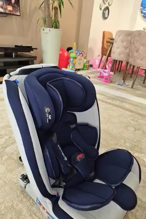 فروش فوری صندلی کودک ماشین برند Huber|تخت و صندلی بچه|تهران, شهرک صدرا|دیوار