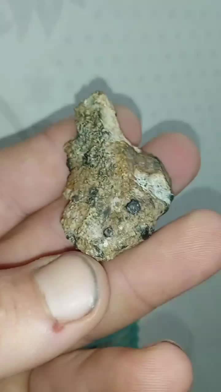 شهابسنگتامنتیت|بدلیجات|اهر, |دیوار