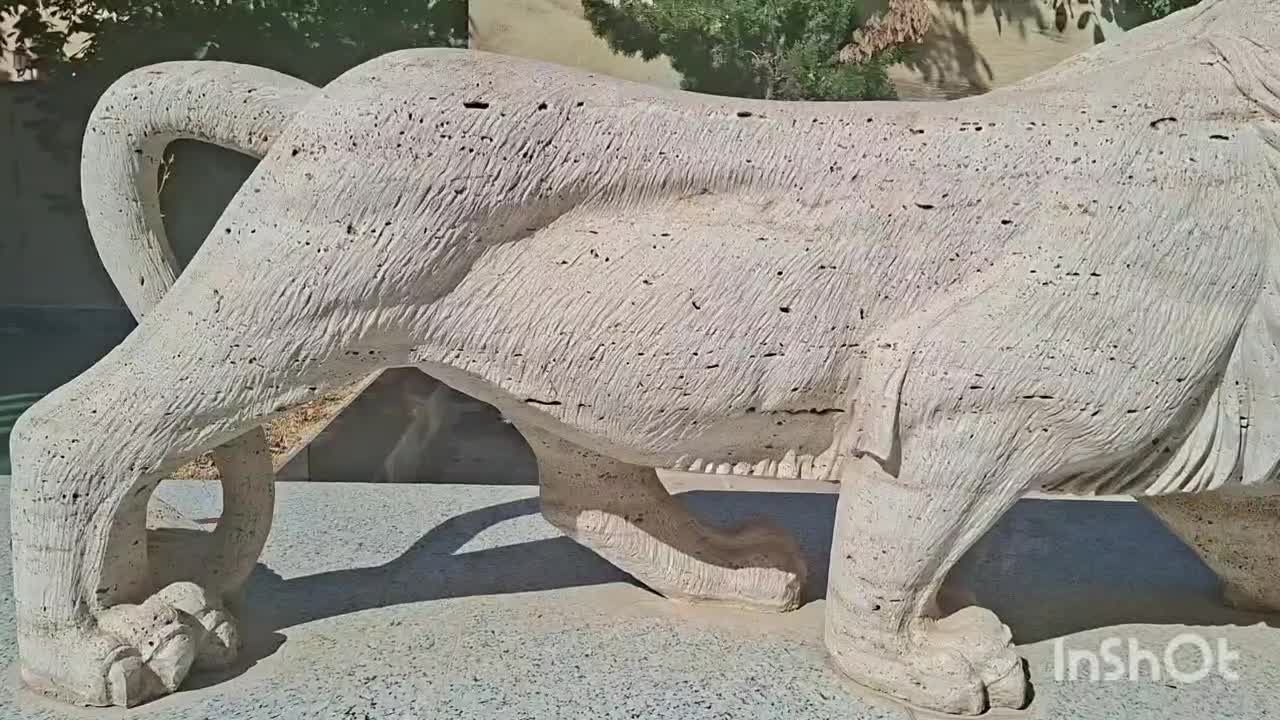 شیرسنگی|مجسمه، تندیس، ماکت|شیراز, گویم|دیوار