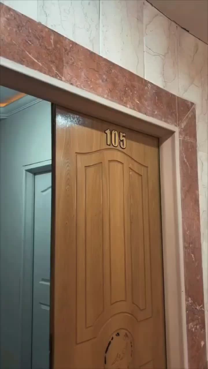 سه خواب240مترVIPبر رودخونه باغ بهادران/باغبهادران|اجارهٔ کوتاهمدت ویلا و باغ|لنجان, |دیوار