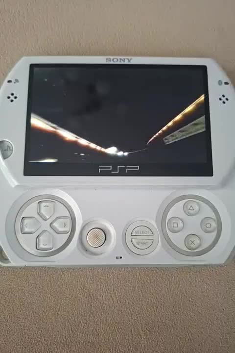 PSP GO|کنسول، بازی ویدئویی و آنلاین|تهران, یوسف‌آباد|دیوار