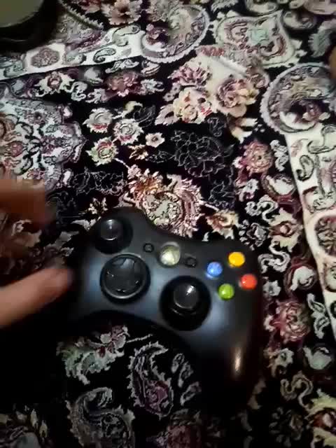 دسته ایکس باکس 360 زیر قیمت دکمه RT خرابه|کنسول، بازی ویدئویی و آنلاین|رشت, آزادگان|دیوار